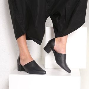 Perf HI Black shoes Intentionally Blank (New)